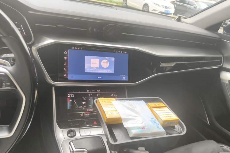 Used Audi A7L 2024 45 TFSI Luxury Edition Audio And AC Panel