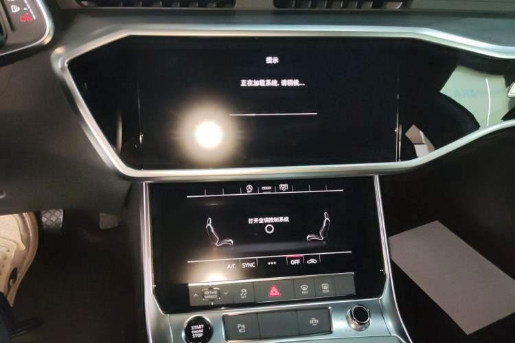 Used Audi A7L 2024 45TFSI S-line Dream-Building Edition Flow Crystal Package Audio And AC Panel