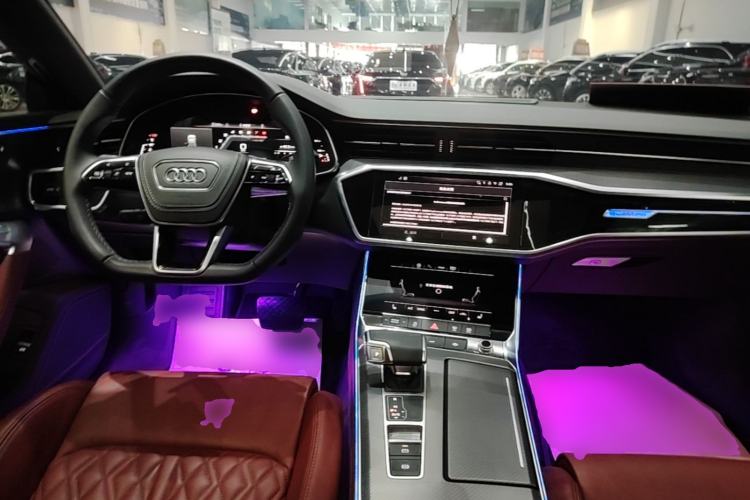 Used Audi A7L 2024 45 TFSI quattro Black Warrior Edition Center Console