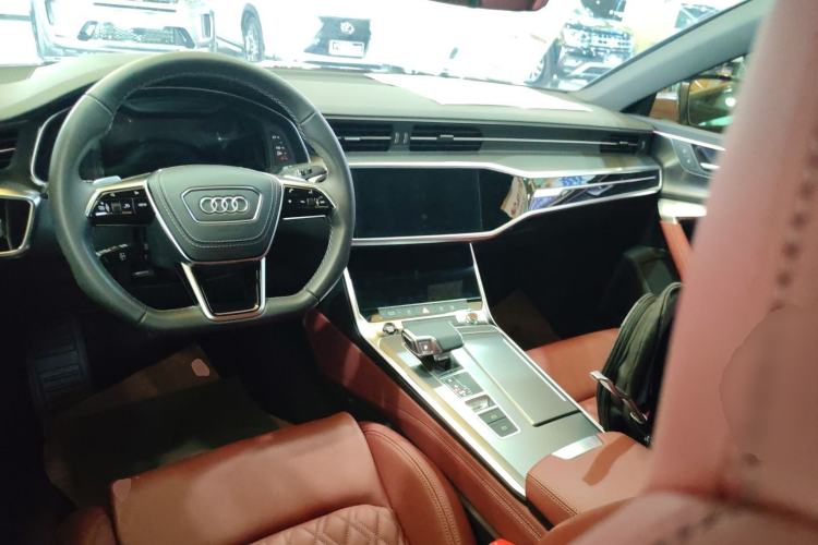 Used Audi A7L 2024 45 TFSI quattro Black Warrior Edition Center Console