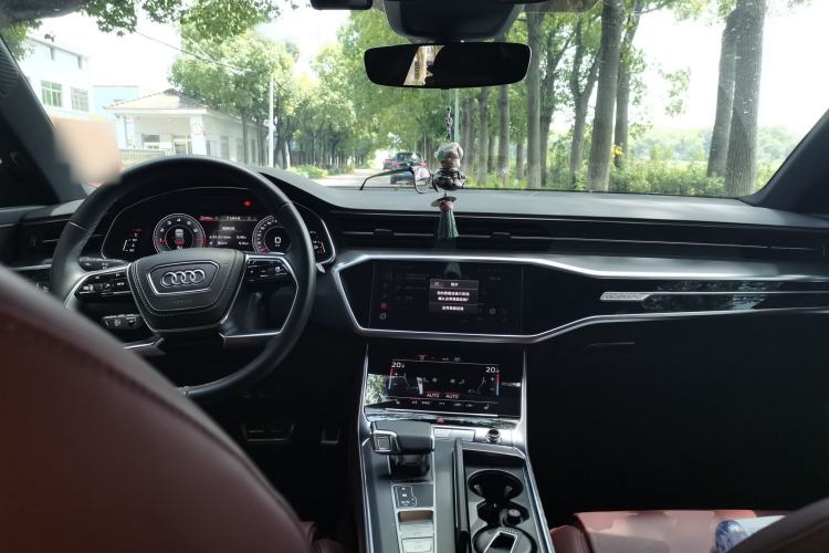 Used Audi A7L 2024 45 TFSI quattro Black Warrior Edition Center Console