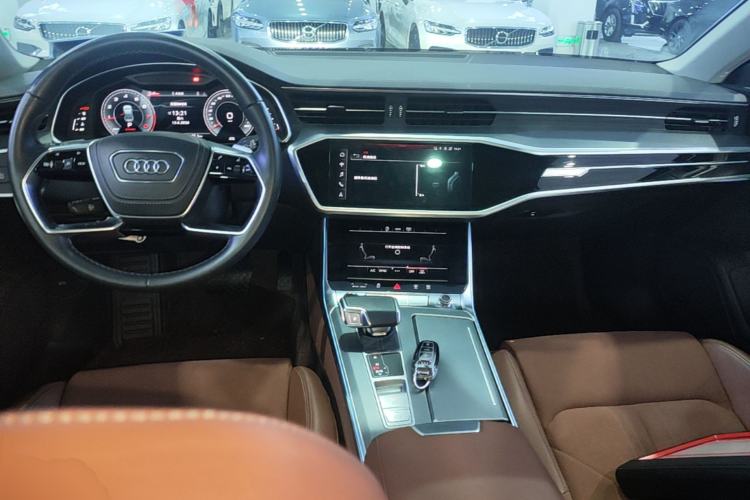 Used Audi A7L 2024 45 TFSI Luxury Edition Center Console
