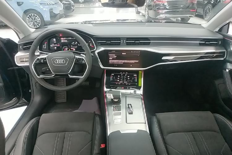 Used Audi A7L 2024 45 TFSI Luxury Edition Center Console