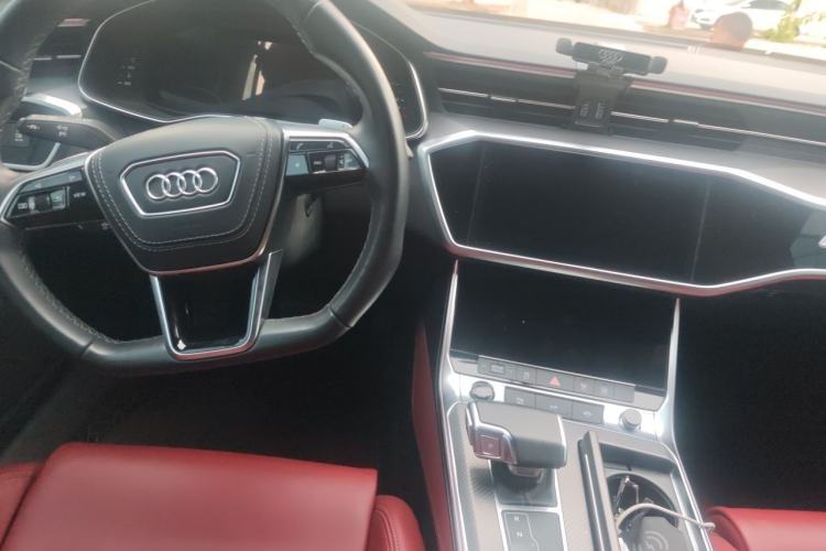 Used Audi A7L 2024 45 TFSI quattro S-line Black Warrior Edition Center Console