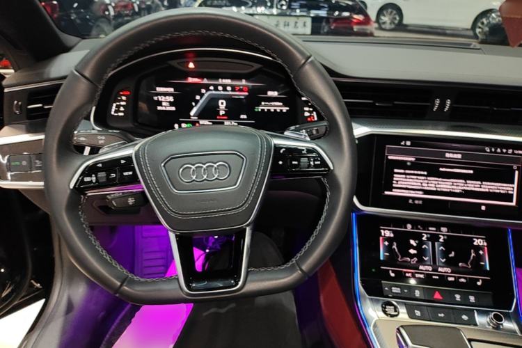 Used Audi A7L 2024 45 TFSI quattro Black Warrior Edition Center Console