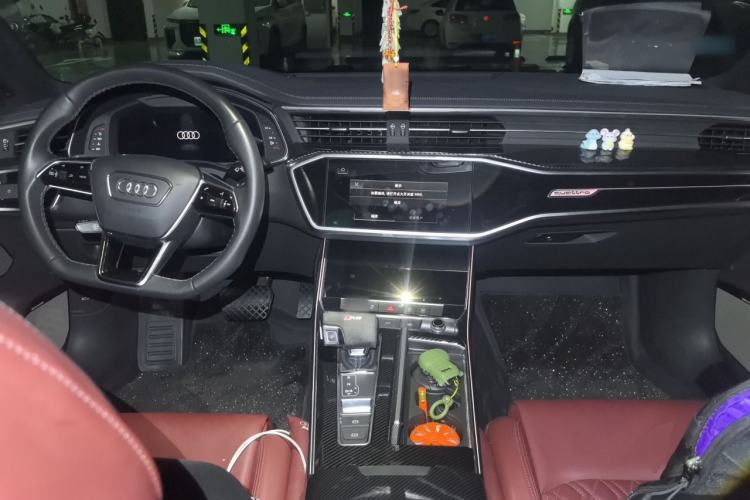Used Audi A7L 2024 45 TFSI quattro S-line Black Warrior Edition Center Console