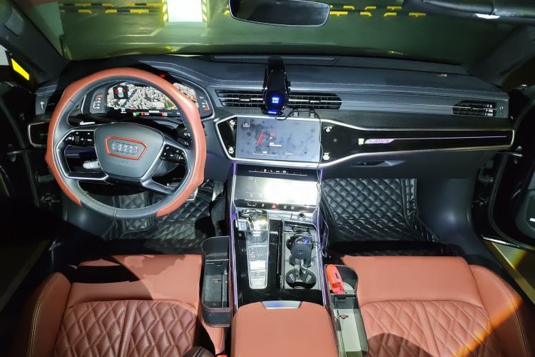 Used Audi A7L 2024 45 TFSI quattro S-line Black Warrior Edition Center Console