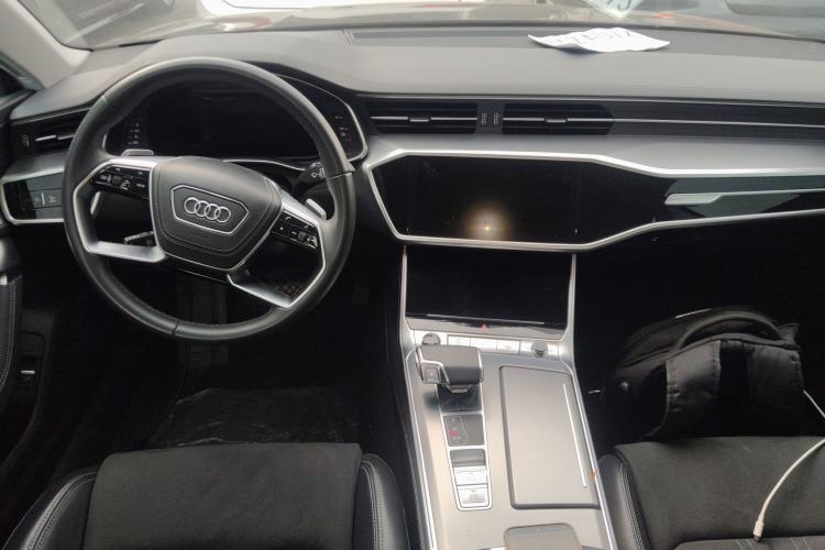 Used Audi A7L 2024 45 TFSI Luxury Edition Center Console
