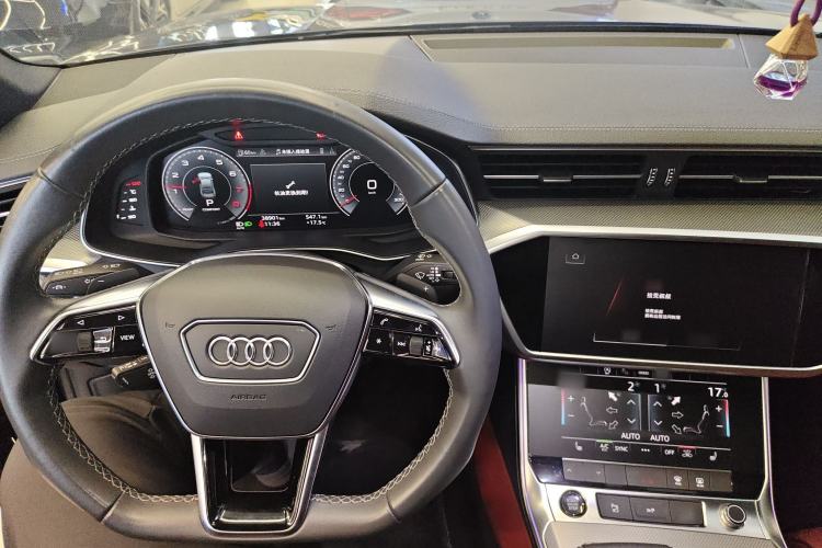 Used Audi A7L 2024 45 TFSI quattro S-line Black Warrior Edition Center Console