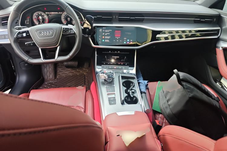 Used Audi A7L 2024 45 TFSI quattro Black Warrior Edition Center Console