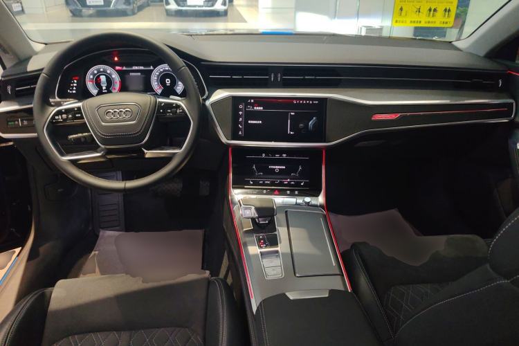 Used Audi A7L 2024 45 TFSI quattro Luxury Edition Center Console