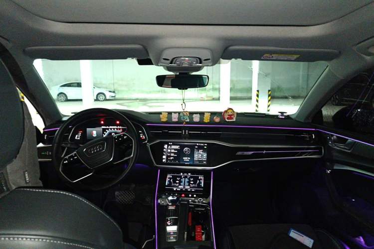 Used Audi A7L 2024 45 TFSI Luxury Edition Center Console
