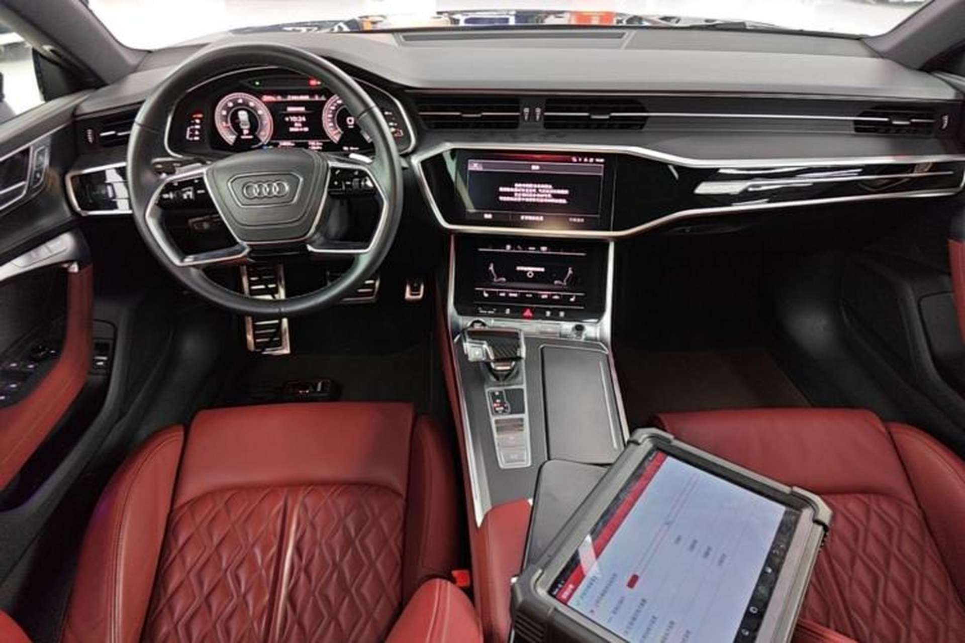 Used Audi A7L 2024 45 TFSI quattro Black Warrior Edition Center Console