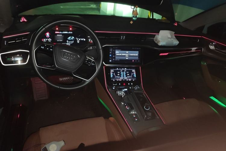 Used Audi A7L 2024 45 TFSI quattro Luxury Edition Center Console