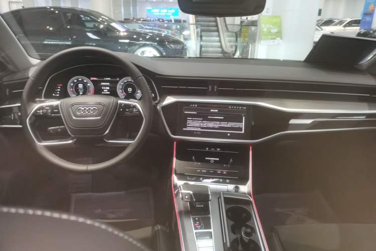 Used Audi A7L 2024 45 TFSI Luxury Edition Center Console