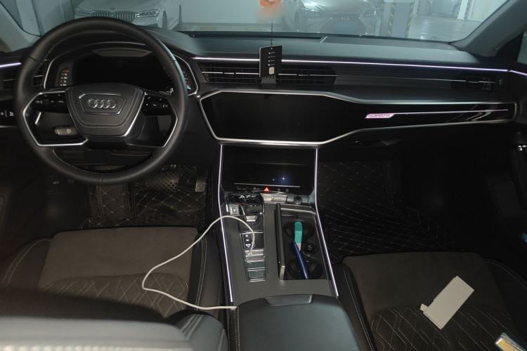 Used Audi A7L 2024 45 TFSI quattro Luxury Edition Center Console