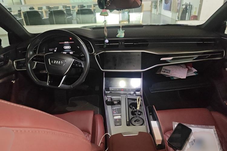 Used Audi A7L 2024 45 TFSI quattro S-line Black Warrior Edition Center Console