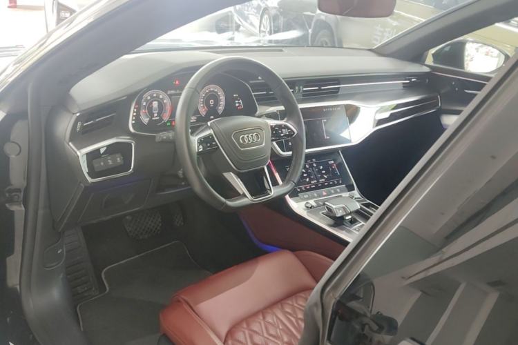 Used Audi A7L 2024 45 TFSI quattro Black Warrior Edition Center Console