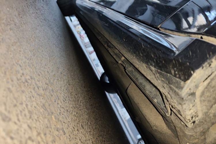 Used Audi A7L 2024 45TFSI quattro S-line Visionary Edition Flow Crystal Package Chassis Front Right