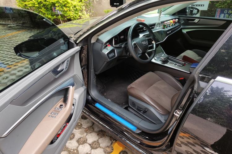 Used Audi A7L 2024 45TFSI S-line Dream-Building Edition Flow Crystal Package Driver Seat