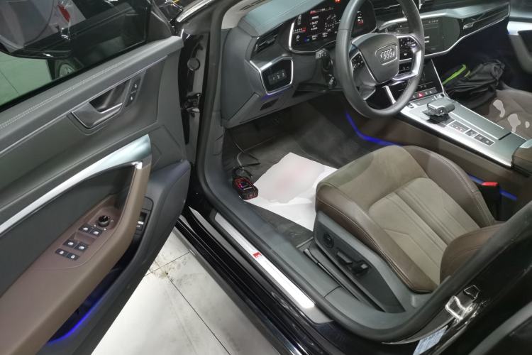 Used Audi A7L 2024 45TFSI S-line Dream-Building Edition Flow Crystal Package Driver Seat