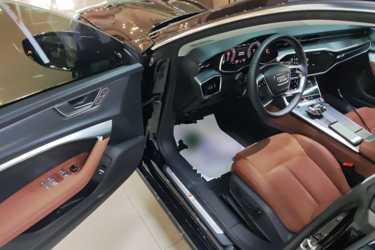 Used Audi A7L 2024 45 TFSI Luxury Edition Driver Seat