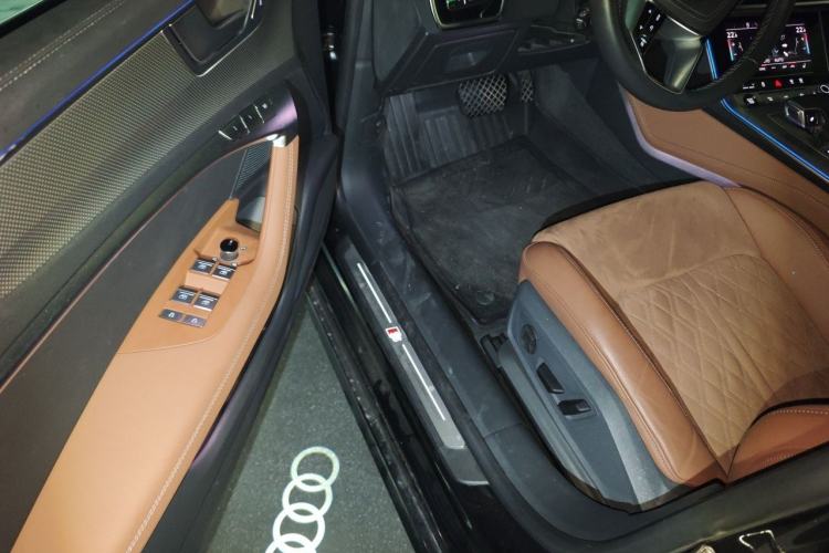 Used Audi A7L 2024 45 TFSI quattro Luxury Edition Driver Seat