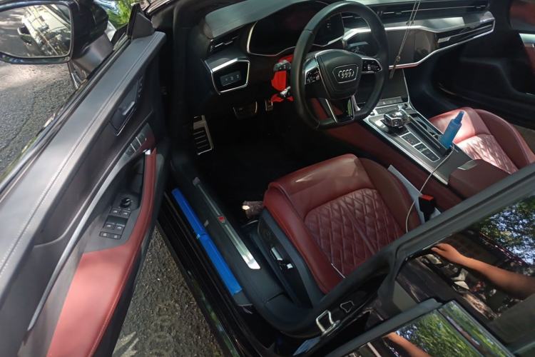 Used Audi A7L 2024 45 TFSI quattro Black Warrior Edition Driver Seat