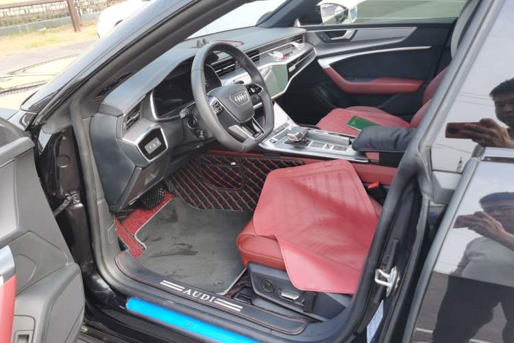 Used Audi A7L 2024 45 TFSI quattro S-line Black Warrior Edition Driver Seat
