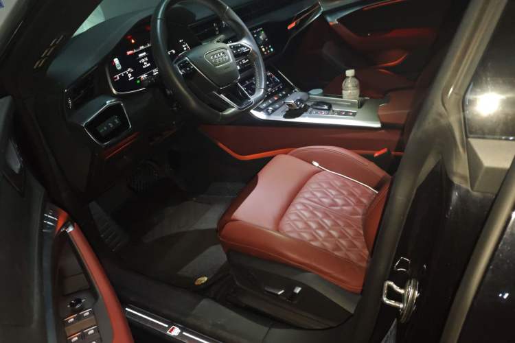 Used Audi A7L 2024 45 TFSI quattro S-line Black Warrior Edition Driver Seat