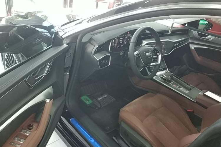 Used Audi A7L 2024 45 TFSI Luxury Edition Driver Seat