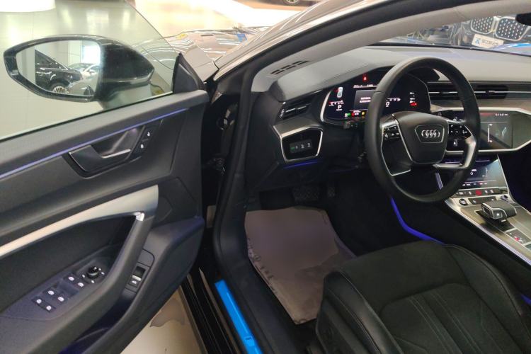 Used Audi A7L 2024 45TFSI S-line Dream-Building Edition Flow Crystal Package Driver Seat
