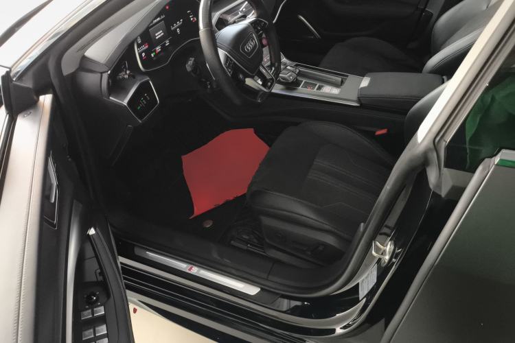 Used Audi A7L 2024 45TFSI S-line Dream-Building Edition Flow Crystal Package Driver Seat