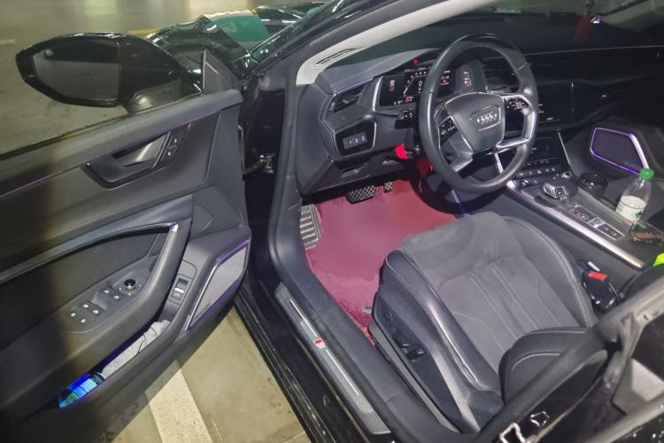 Used Audi A7L 2024 45TFSI S-line Dream-Building Edition Flow Crystal Package Driver Seat