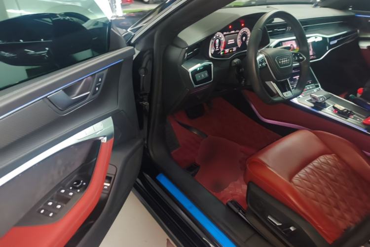 Used Audi A7L 2024 45 TFSI quattro Black Warrior Edition Driver Seat