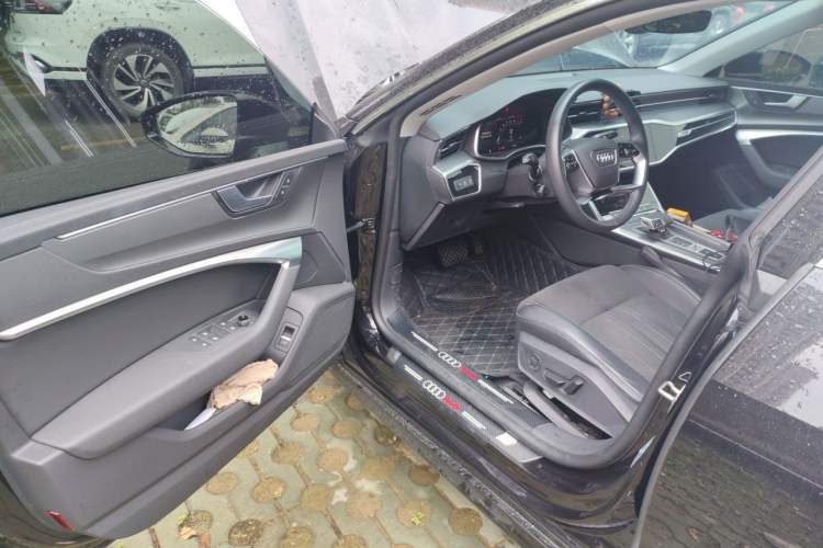 Used Audi A7L 2024 45TFSI S-line Dream-Building Edition Flow Crystal Package Driver Seat
