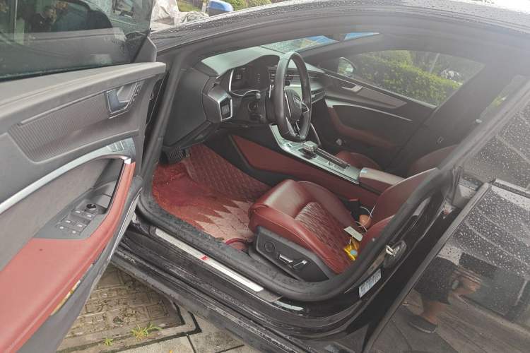 Used Audi A7L 2024 45 TFSI quattro Black Warrior Edition Driver Seat