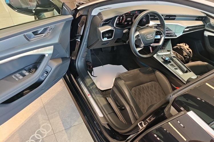 Used Audi A7L 2024 45 TFSI quattro Luxury Edition Driver Seat