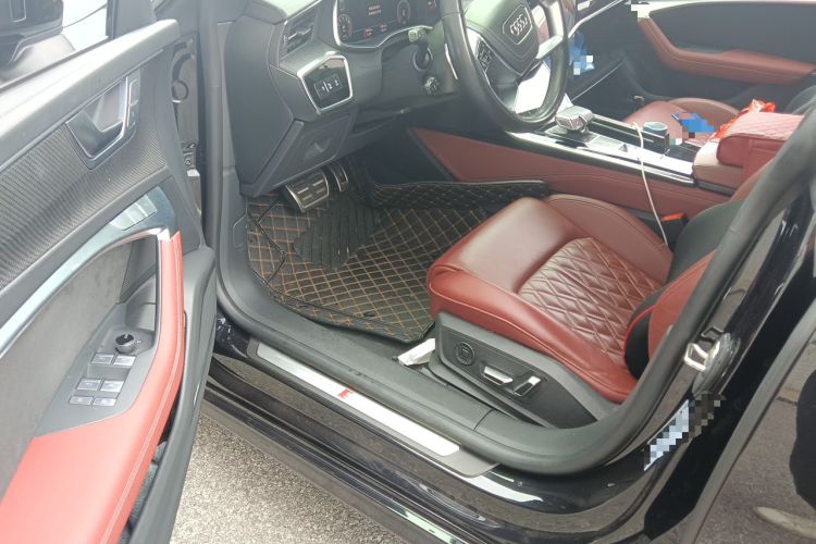 Used Audi A7L 2024 45 TFSI quattro Black Warrior Edition Driver Seat