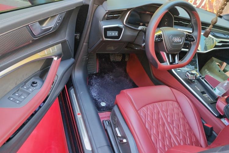 Used Audi A7L 2024 45 TFSI quattro Black Warrior Edition Driver Seat