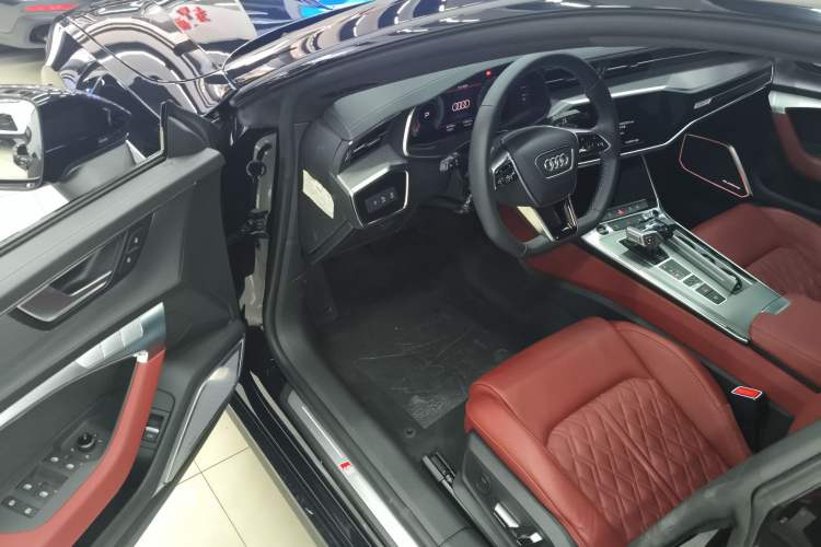 Used Audi A7L 2024 45 TFSI quattro S-line Black Warrior Edition Driver Seat