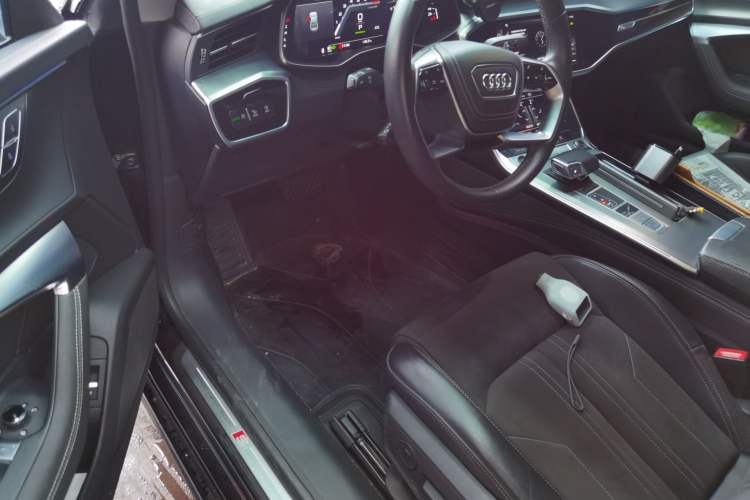 Used Audi A7L 2024 45 TFSI Luxury Edition Driver Seat