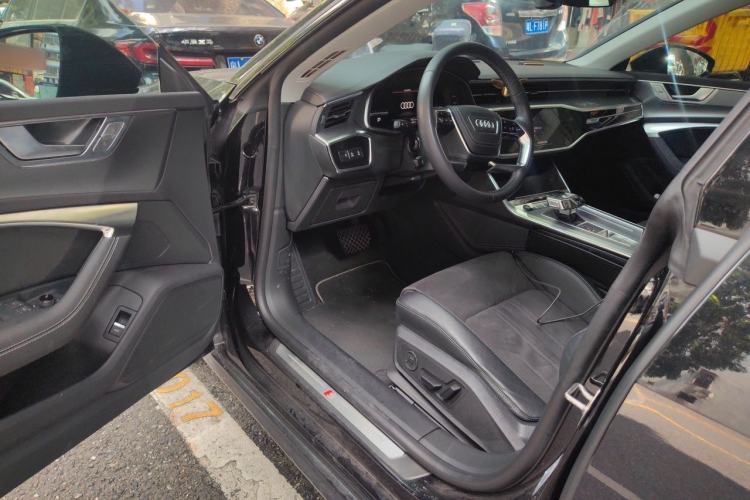 Used Audi A7L 2024 45 TFSI Luxury Edition Driver Seat
