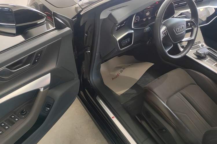Used Audi A7L 2024 45TFSI S-line Dream-Building Edition Flow Crystal Package Driver Seat