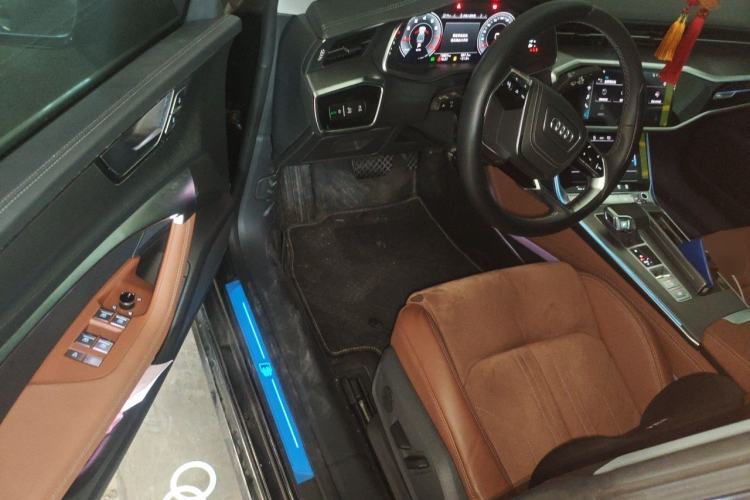 Used Audi A7L 2024 45 TFSI Luxury Edition Driver Seat