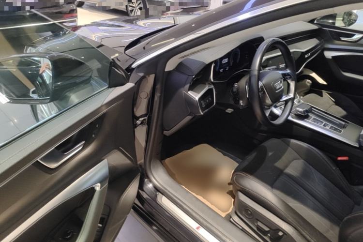 Used Audi A7L 2024 45TFSI S-line Dream-Building Edition Flow Crystal Package Driver Seat