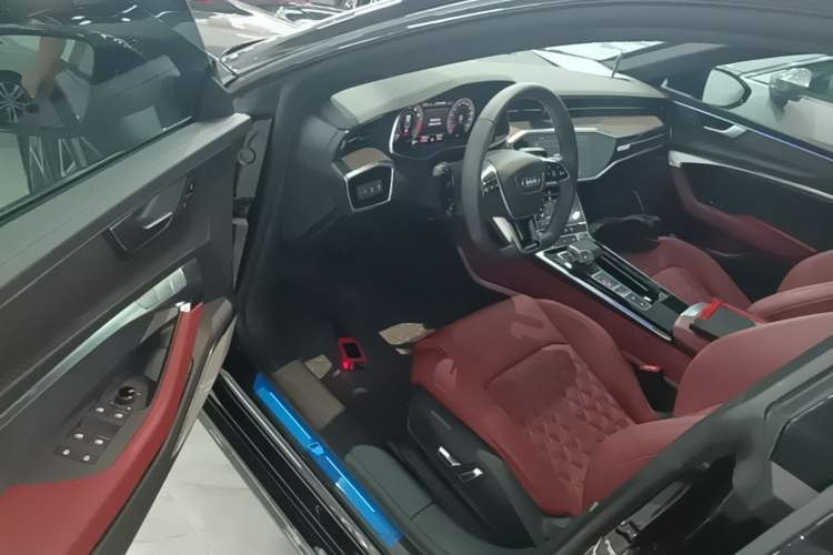 Used Audi A7L 2024 45 TFSI quattro S-line Black Warrior Edition Driver Seat
