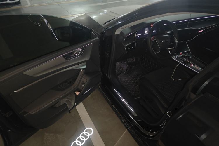 Used Audi A7L 2024 45 TFSI quattro Luxury Edition Driver Seat