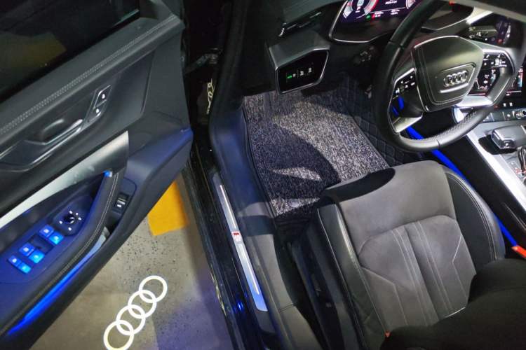 Used Audi A7L 2024 45 TFSI Luxury Edition Driver Seat