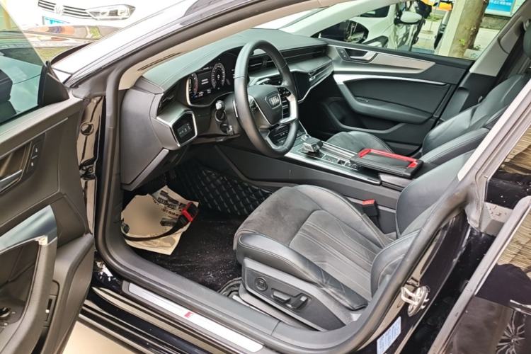 Used Audi A7L 2024 45TFSI S-line Dream-Building Edition Flow Crystal Package Driver Seat